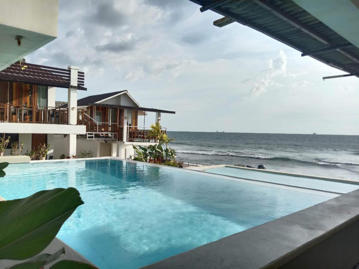 Miami Heat Beach Resort Morong  Εξωτερικό φωτογραφία