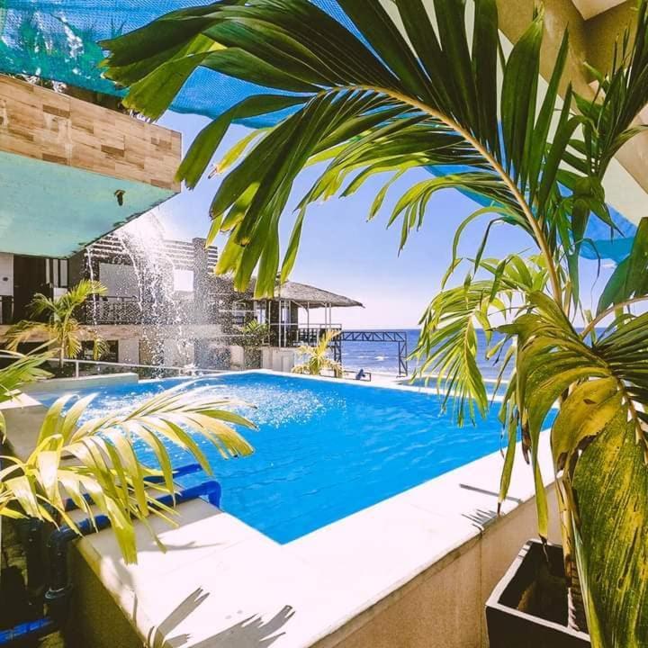 Miami Heat Beach Resort Morong  Εξωτερικό φωτογραφία