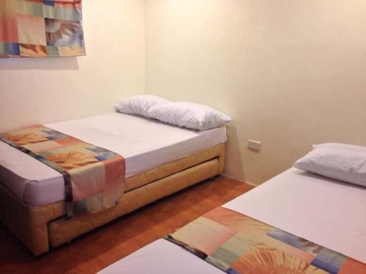 Miami Heat Beach Resort Morong  Εξωτερικό φωτογραφία